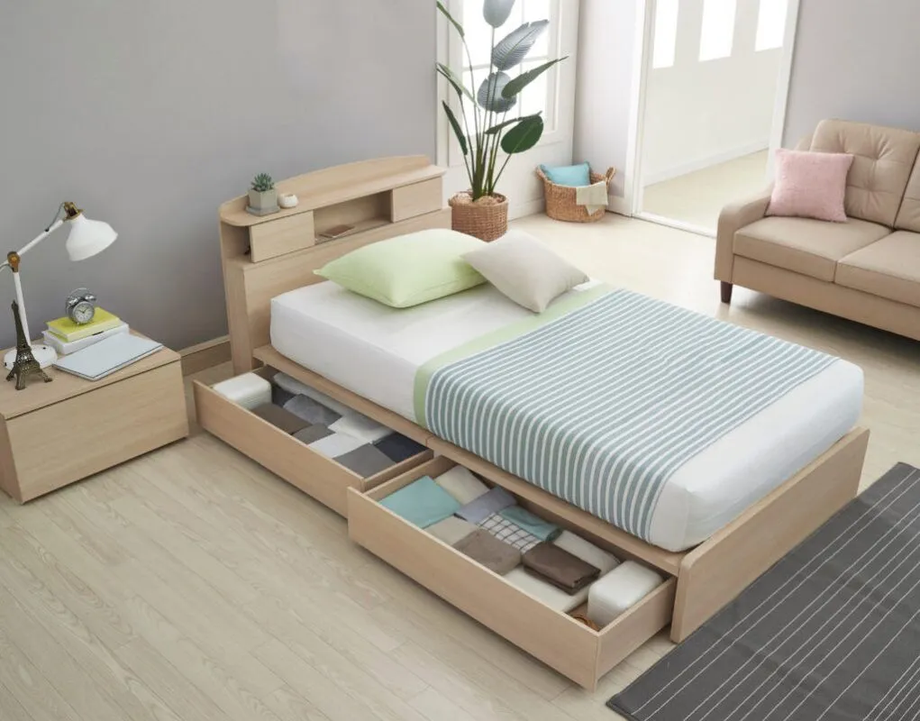 king-single-bed-in-room